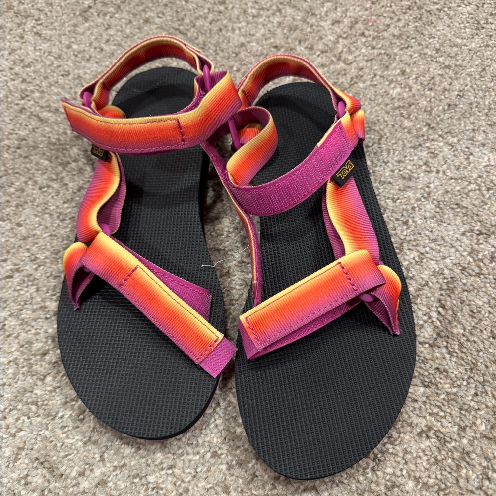 Teva Universal Sandals - Picture 2 of 4
